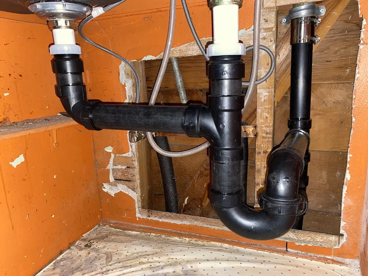 Professional Pipe Bursting equipment and tools on the job in Chenango